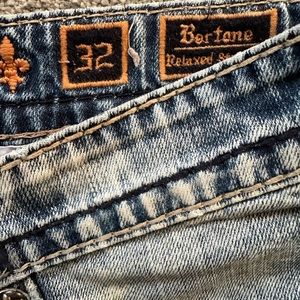 Rock Revival Bertone Straight Stretch Jean